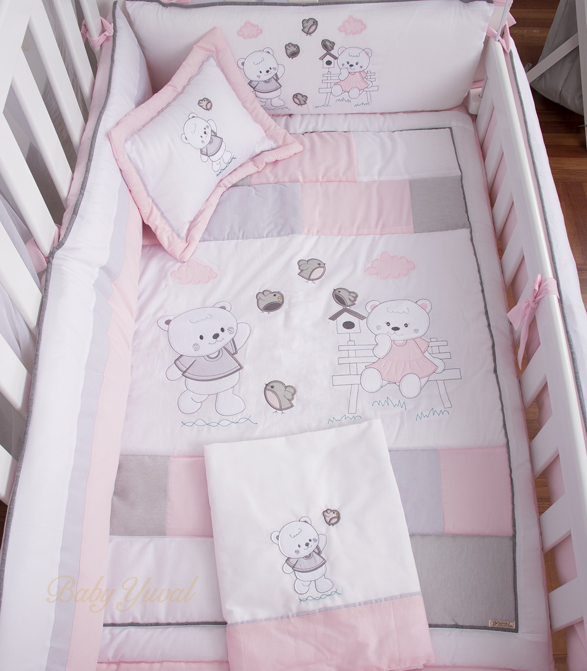 Libro del bebé regalo de Bautizo, de niña en una cuna rosa con osito